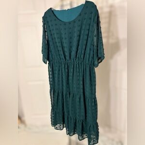 Size XXXL women’s hunter green dress